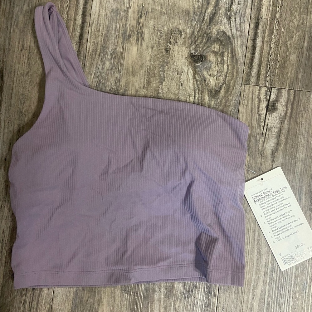 Lululemon tank top